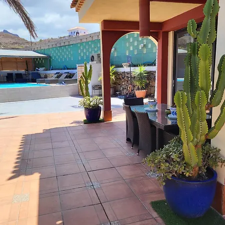 Villa Casa Viera Buzanada