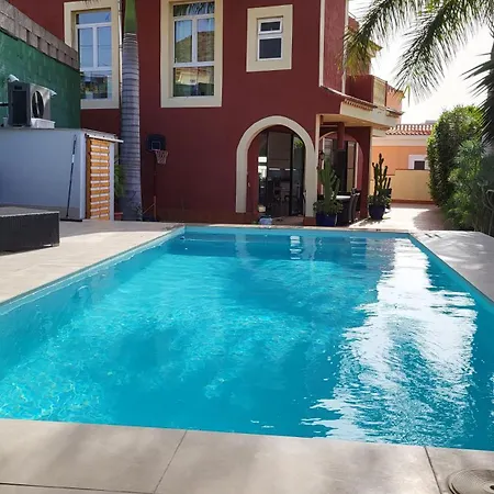 Villa Casa Viera Buzanada