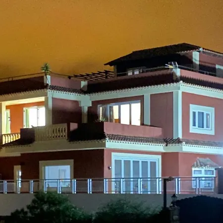 Casa Viera *